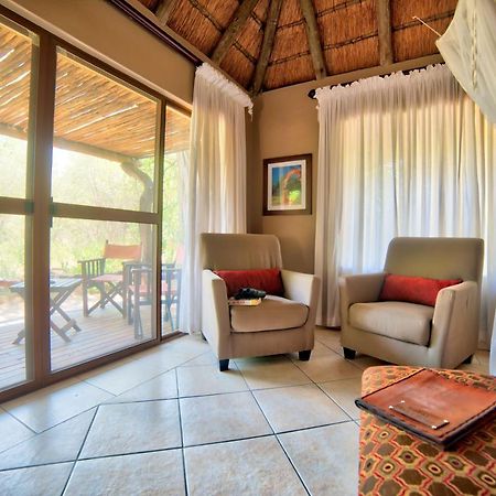Royal Tree Lodge Маун Экстерьер фото