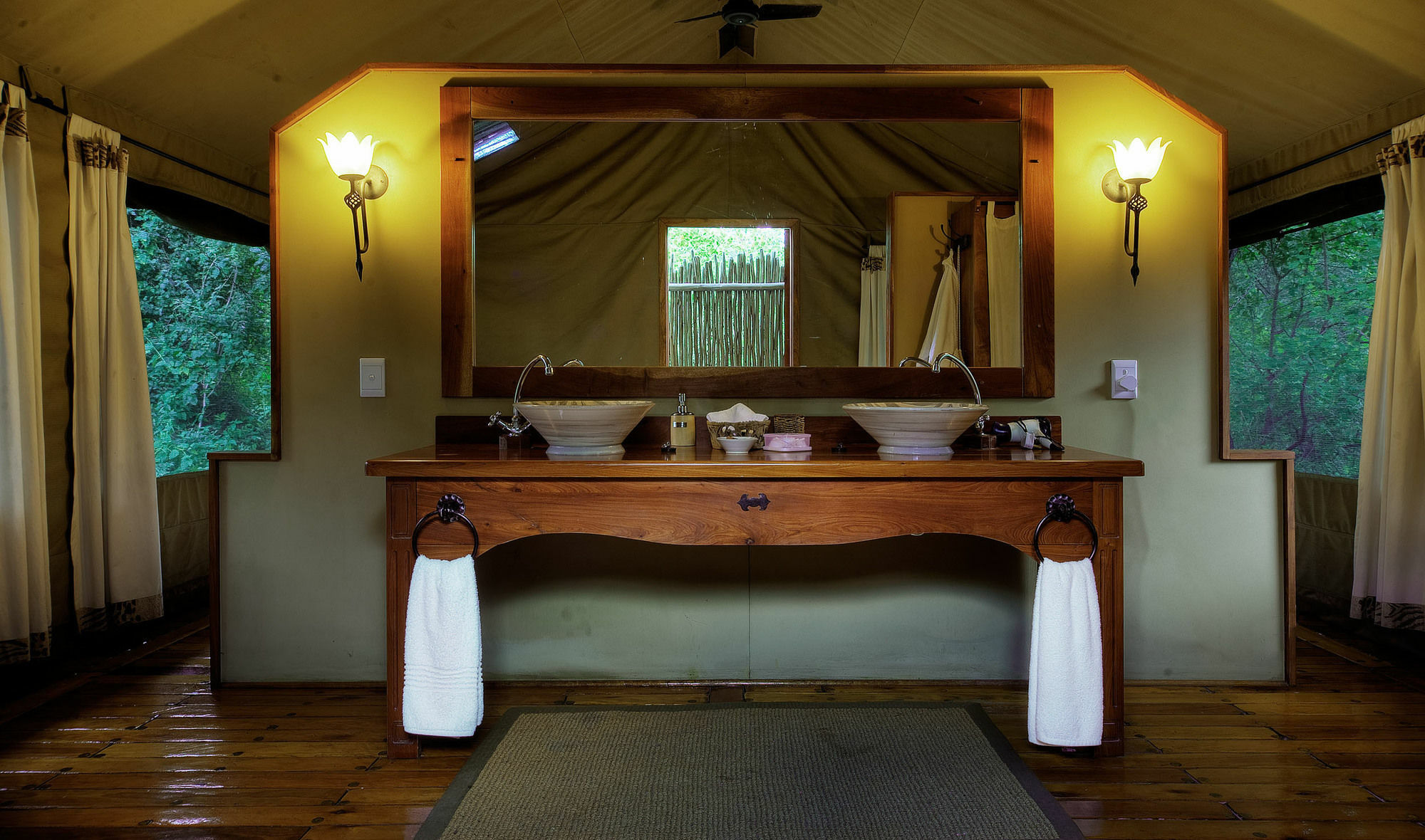 Royal Tree Lodge Маун Экстерьер фото